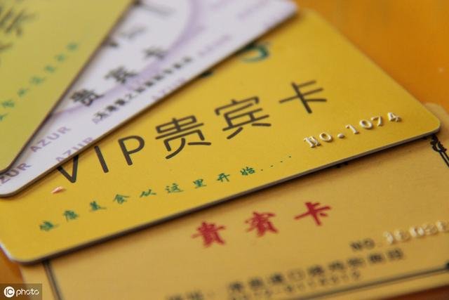 54、实体店营销：5种锁客的卡，让商家和客户都欲罢不能网创-网赚-电商-tk-出海-AI-抖音-快手-小红书-视频号-玩法-创业-小程序-公众号-私域-s粉网创智库