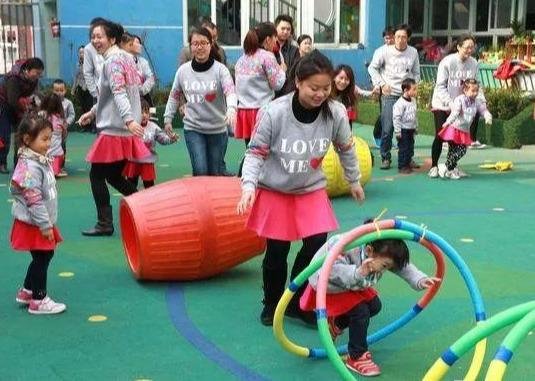 23、幼儿园监控设备营销方案，让生意翻倍的秘诀网创-网赚-电商-tk-出海-AI-抖音-快手-小红书-视频号-玩法-创业-小程序-公众号-私域-s粉网创智库
